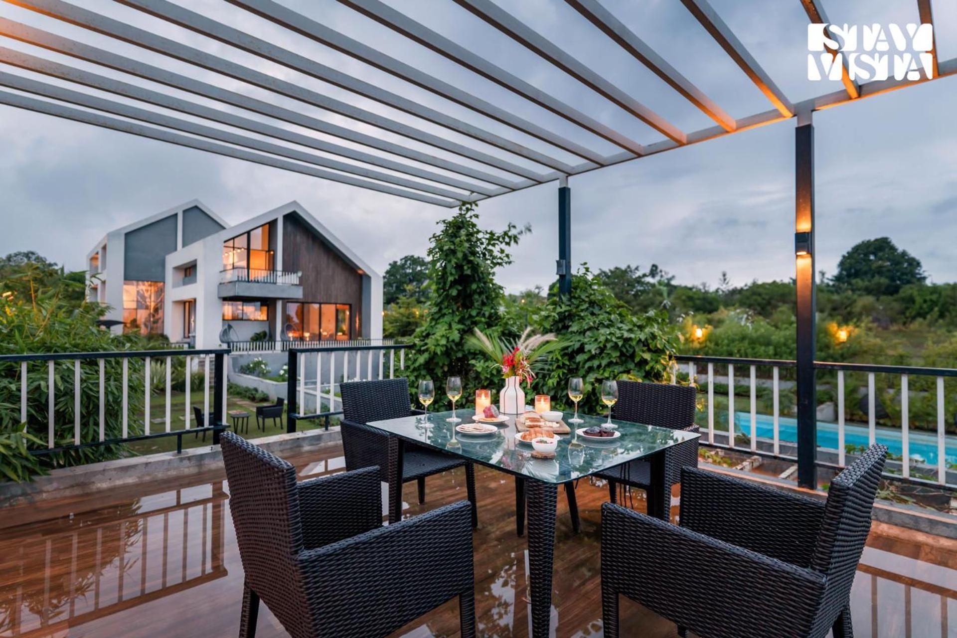Stayvista At The Rainfield Villa With Gazebo & Lawn Nashik Zewnętrze zdjęcie