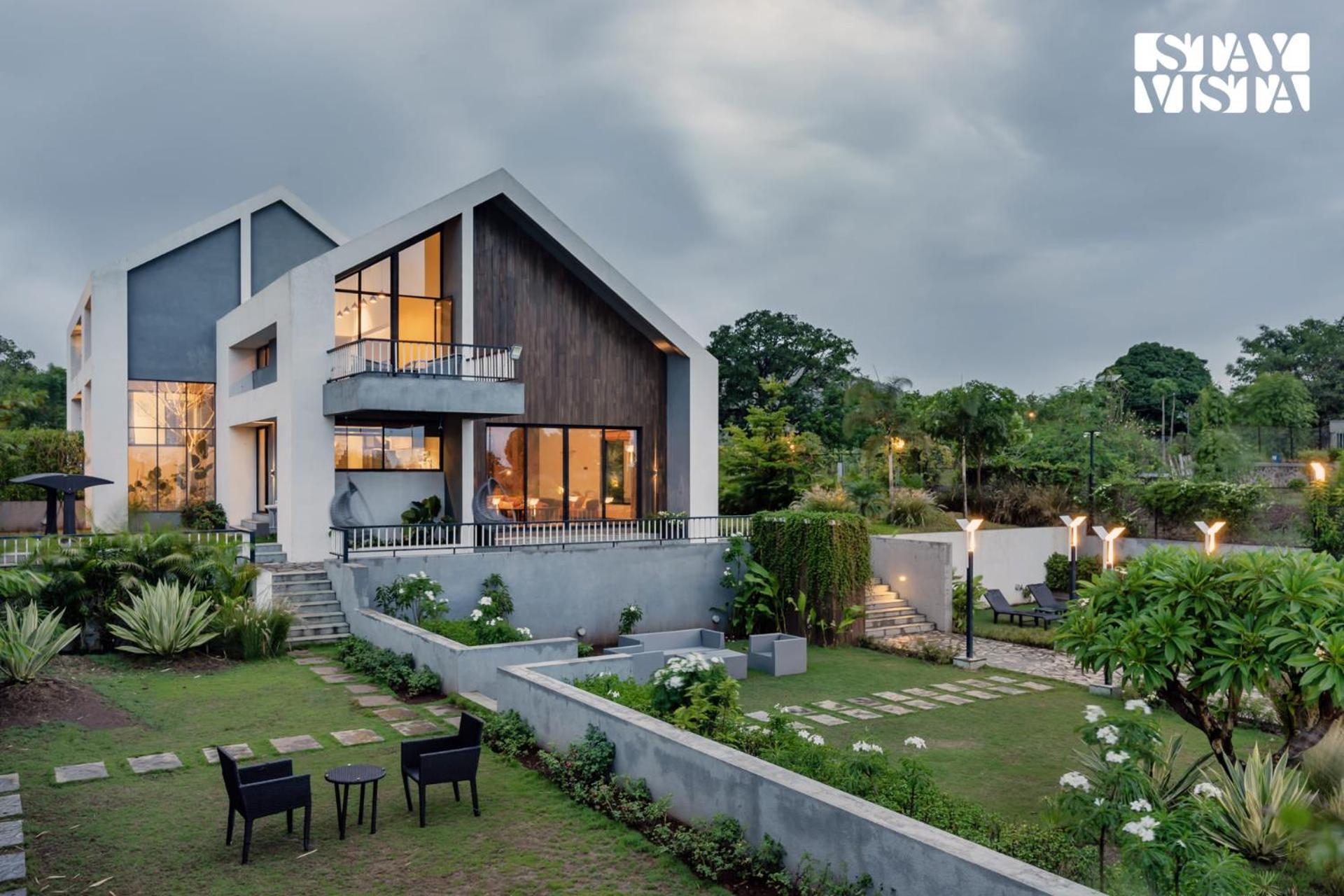 Stayvista At The Rainfield Villa With Gazebo & Lawn Nashik Zewnętrze zdjęcie